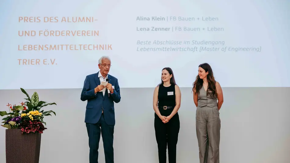Preisträger Preis Alumni-Verein der Lebensmitteltechnik bei der Verleihung herausragender Abschlussarbeiten an der Hochschule Trier