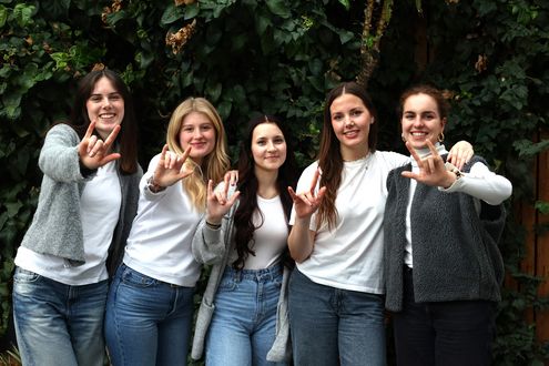Das Projektteam (v.l.n.r): Hanna Hettinger, Amelie Gonzalez, Kira Haferkorn, Luisa Frick, Hannah Glandorf (Foto: Constantin Lang)