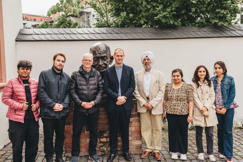 Gruppenfoto anlässlich der Ehrung von Dr. Felix Bentgens