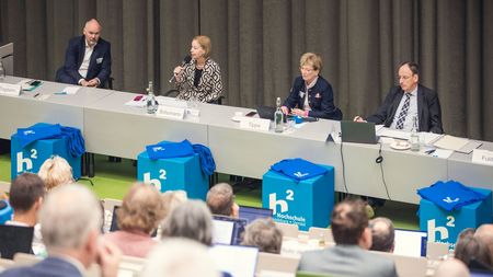 Hochschulen für Angewandte Wissenschaften treffen sich zu hochschulpolitischen Themen – Forschung und Transfer im Zentrum der Beratungen