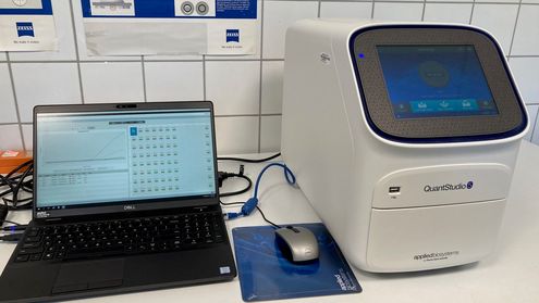 PCR-Messgerät im Labor Mikrobiologie der Hochschule Trier