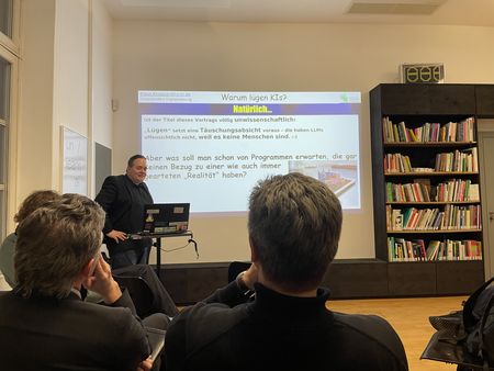 Veranstaltungsreihe Wissen³ potenziert Wissen zur Künstlichen Intelligenz