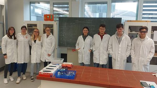 Chemie-Labor Schüler Schutzkittel
