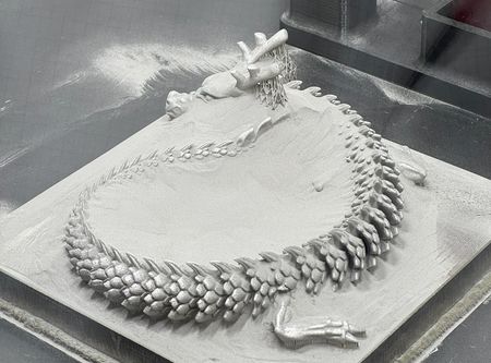In Edelstahl gedruckter, beweglicher Drache mit Metallpulver 