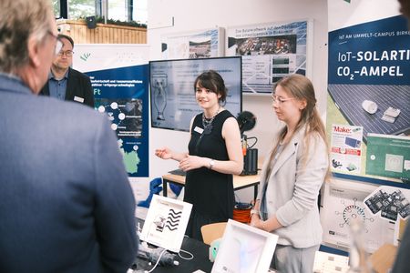 Bundestagspräsidentin und Wissenschaftsminister Rheinland-Pfalz besuchen Umwelt-Campus Birkenfeld