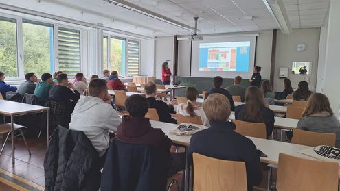 Begrüßung der neuen Bachelor-Studierenden der Fachrichtung Lebensmitteltechnik mittels Vortrag