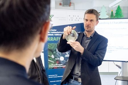 Austausch zu Innovation und Technologietransfer mit dem Wirtschaftsministerium