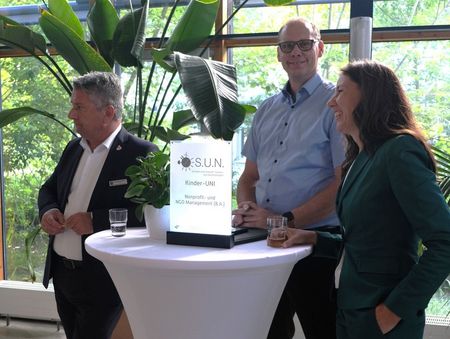 Starkes Engagement – Starkes Land: Ministerpräsident Schweitzer macht Halt am Umwelt-Campus Birkenfeld