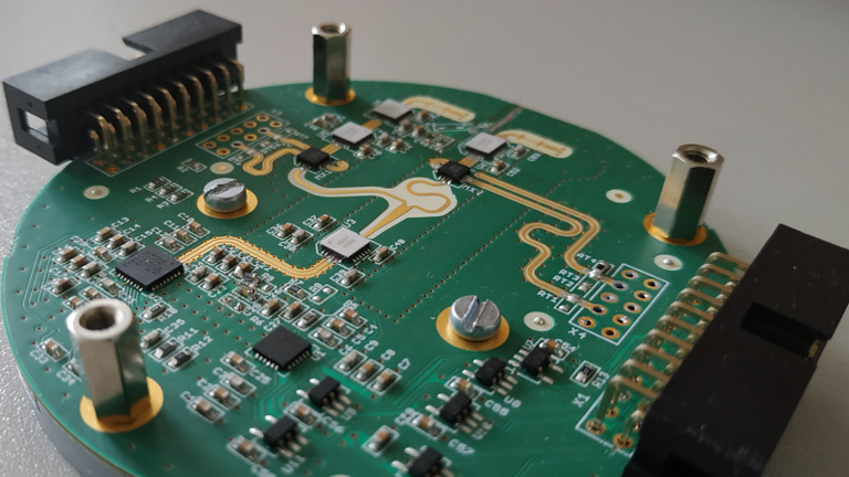 Labor für Radartechnologie und optische Systeme (LaROS)