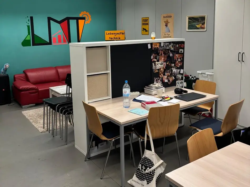 Ansicht Fachschaftsraum der Fachschaft Lebensmitteltechnik Hochschule Trier 