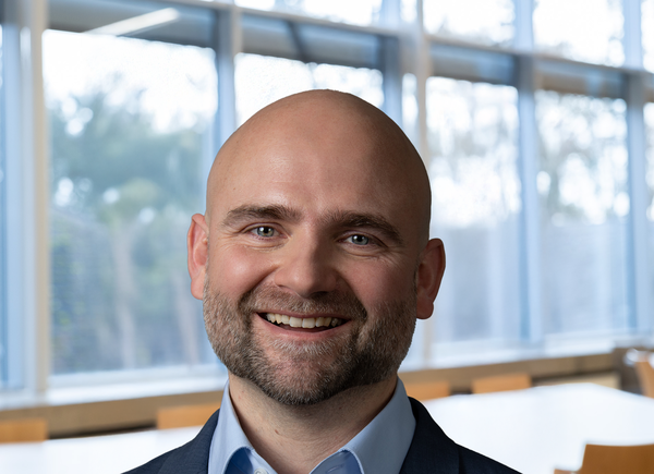 Prof. Dr. Stefan Eberz